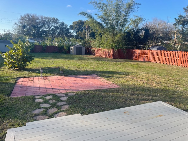 property at 904 Kensington Dr