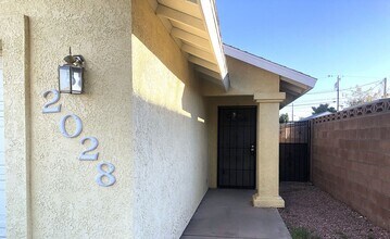 2028 Chambers Ave in Kingman, AZ - Building Photo - Building Photo