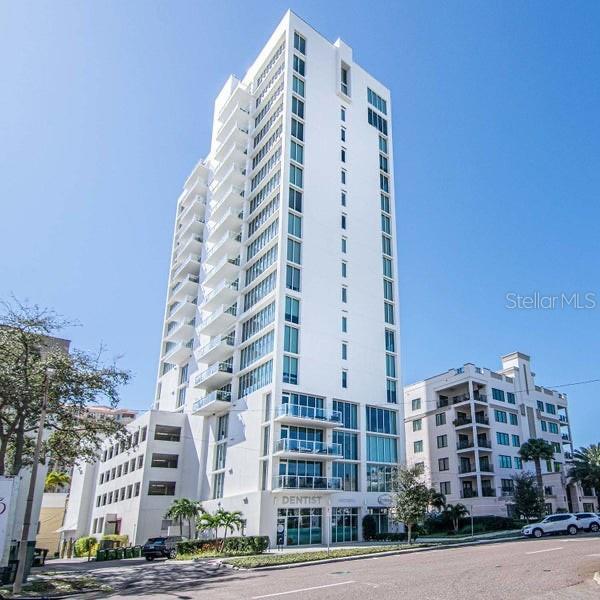 176 4th Ave NE in St. Petersburg, FL - Building Photo - Building Photo