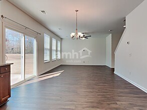 1360 Hermitage Ln in Ladson, SC - Building Photo - Building Photo