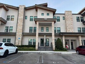 10473 NW 82nd St in Doral, FL - Building Photo