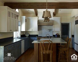 800 5th St E in Sonoma, CA - Building Photo - Building Photo