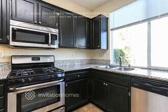 27438 Fallbrook Ct in Corona, CA - Building Photo - Building Photo
