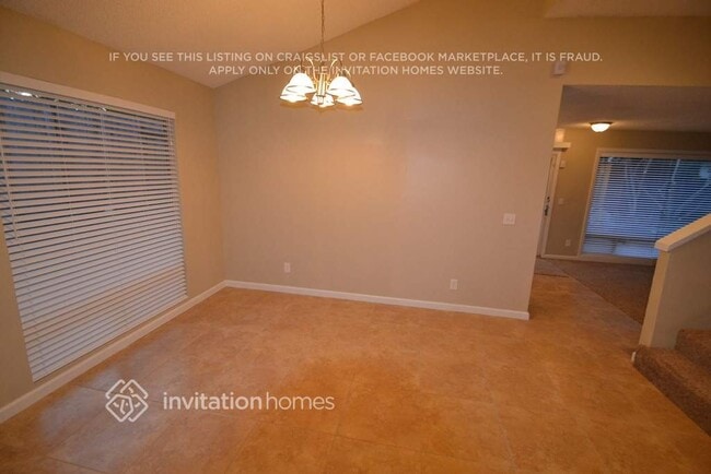 5905 Telesco Way in Carmichael, CA - Foto de edificio - Building Photo