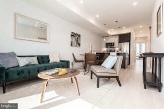1242 N Taney St in Philadelphia, PA - Building Photo - Building Photo