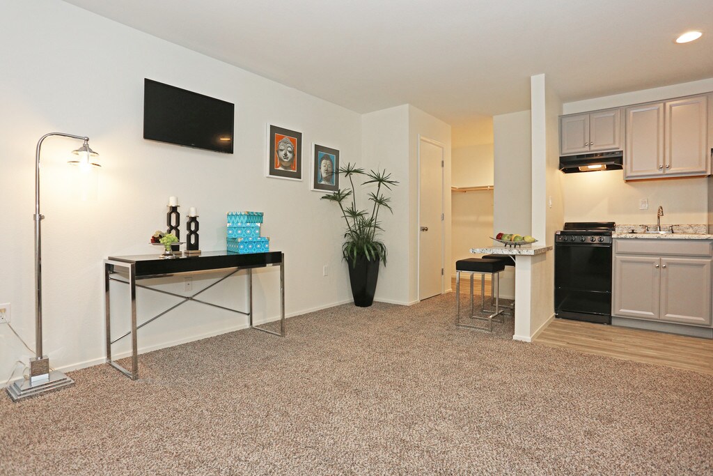 San Jose Manor Mesa, AZ Apartments