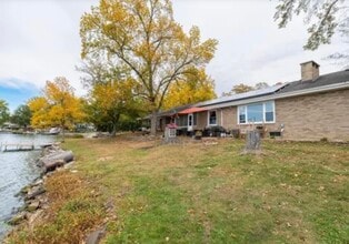 3 Rosewood Ln in Pekin, IL - Foto de edificio - Building Photo