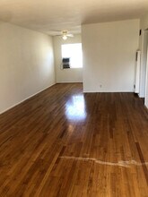 728 Cedar Ave-Unit -1 in Long Beach, CA - Building Photo - Building Photo