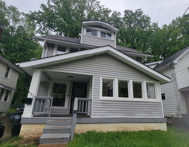 property at 699 Noble Ave