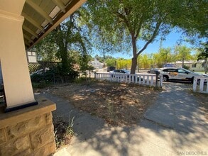 208 W 7th Ave in Escondido, CA - Building Photo - Building Photo