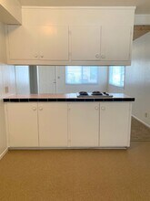 6798 Del Playa Dr in Isla Vista, CA - Building Photo - Building Photo