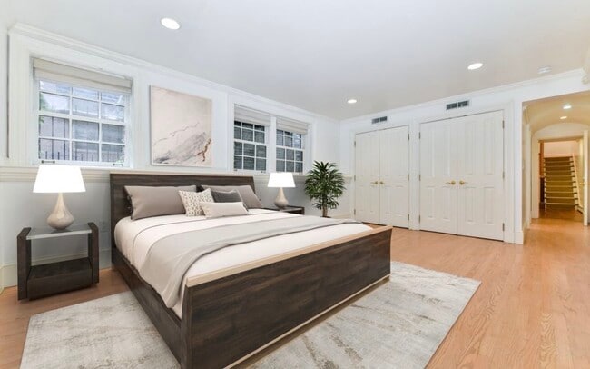 458 Beacon St, Unit 3E in Boston, MA - Building Photo - Building Photo