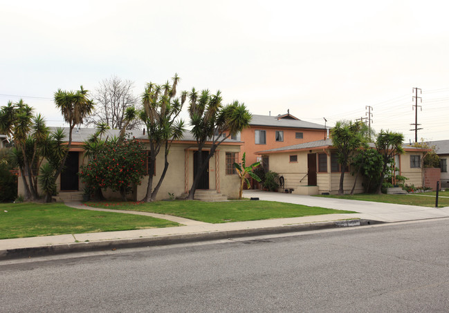 6136-6144 Heliotrope Ave in Maywood, CA - Building Photo - Building Photo