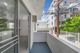 1812 Westholme Ave in Los Angeles, CA - Building Photo - Building Photo