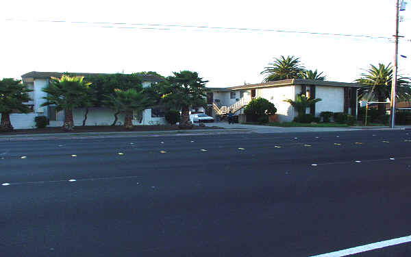 3484 Willow Pass Rd in Concord, CA - Foto de edificio
