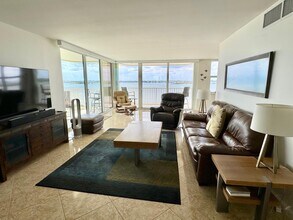 5480 N Ocean Dr in West Palm Beach, FL - Foto de edificio - Building Photo