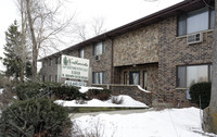 Northwoods Apartments in Milwaukee, WI - Foto de edificio - Building Photo