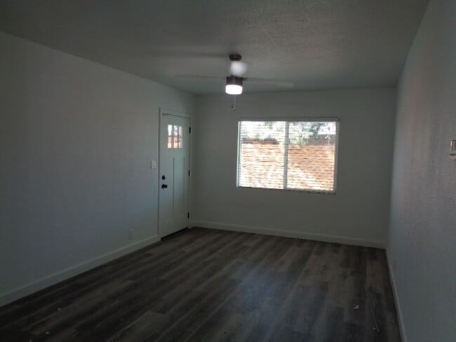 property at 1615 W Osborn Rd