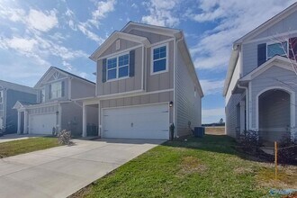 6107 Stonewater Ct in Huntsville, AL - Foto de edificio - Building Photo