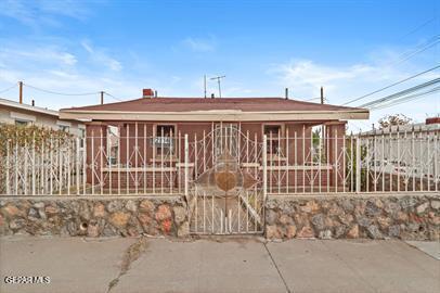 2814 N Piedras St in El Paso, TX - Building Photo