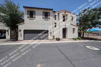 1930 S Sycamore Pl in Chandler, AZ - Building Photo - Building Photo