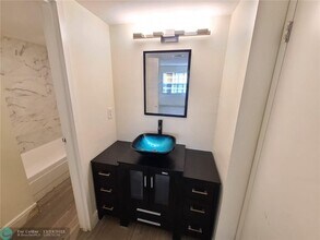 4334 NW 9th Ave-Unit -7-1C in Pompano Beach, FL - Building Photo - Building Photo