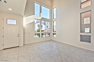 661 Angel Aura St in Las Vegas, NV - Building Photo - Building Photo
