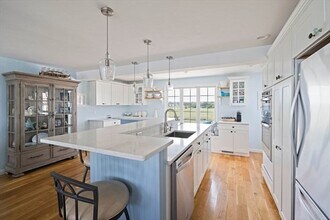 131 Glades Rd in Scituate, MA - Building Photo - Building Photo