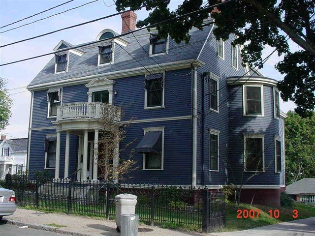 155 Sycamore St in Somerville, MA - Foto de edificio