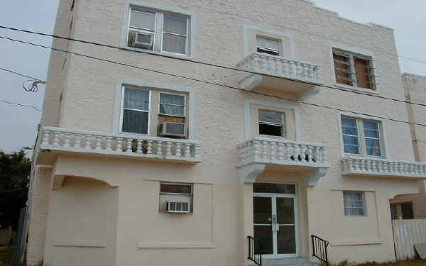 977 SW 5th St in Miami, FL - Building Photo - Building Photo