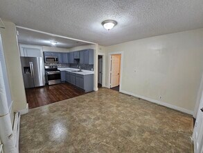 8 Edgar St in New Haven, CT - Building Photo - Building Photo