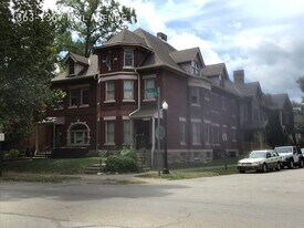 1363-1367-1367 Neil Ave in Columbus, OH - Building Photo