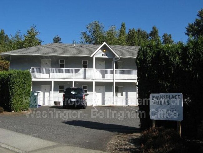 3150 W Maplewood Ave in Bellingham, WA - Building Photo - Building Photo