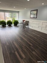 70 Farmington Ave in New London, CT - Building Photo