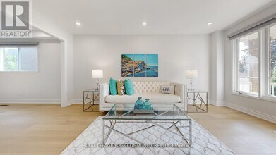 457 Raymerville Dr in Markham, ON - Building Photo - Building Photo