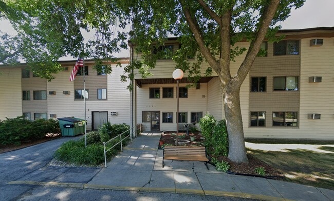 1531 6th Pl SE in Mason City, IA - Building Photo - Building Photo