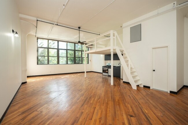 property at 2 Union St