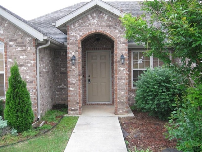 property at 220 Beasley Dr