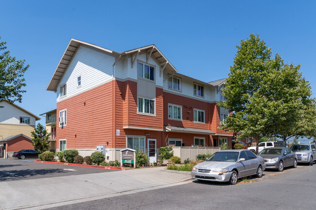 Fern Grove in Portland, OR - Building Photo - Building Photo