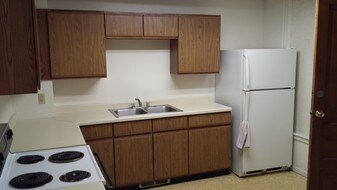 916 Vine St, Unit 916 in La crosse, WI - Building Photo