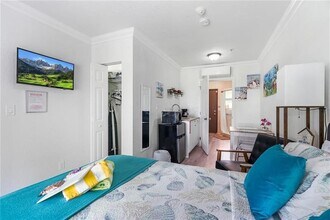 2625 NE 13th Ct in Fort Lauderdale, FL - Building Photo - Building Photo