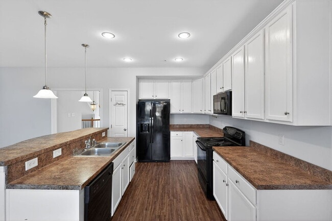 8011 Forest Ridge Dr in Chesapeake Beach, MD - Building Photo - Building Photo