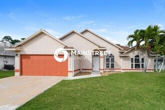 1721 SW Whipple Ave in Port St. Lucie, FL - Building Photo - Building Photo