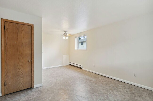 4628 Tyler St NE in Minneapolis, MN - Building Photo - Building Photo