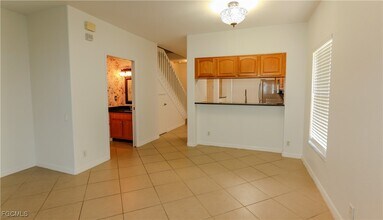 8015 Casa Palermo Cir in Ft. Myers, FL - Building Photo - Building Photo