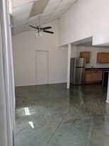 805 Avenue C in Valley Mills, TX - Building Photo