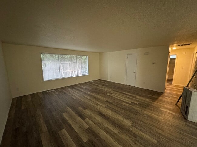 306 S 20th St in Mount Vernon, WA - Building Photo - Building Photo