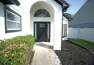 11804 Branch Mooring Dr in Tampa, FL - Building Photo - Building Photo