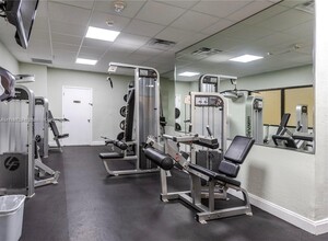 3180 S Ocean Dr, Unit 706 in Hallandale Beach, FL - Building Photo - Building Photo