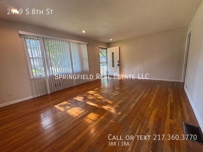 2449 S 8th St in Springfield, IL - Building Photo - Building Photo